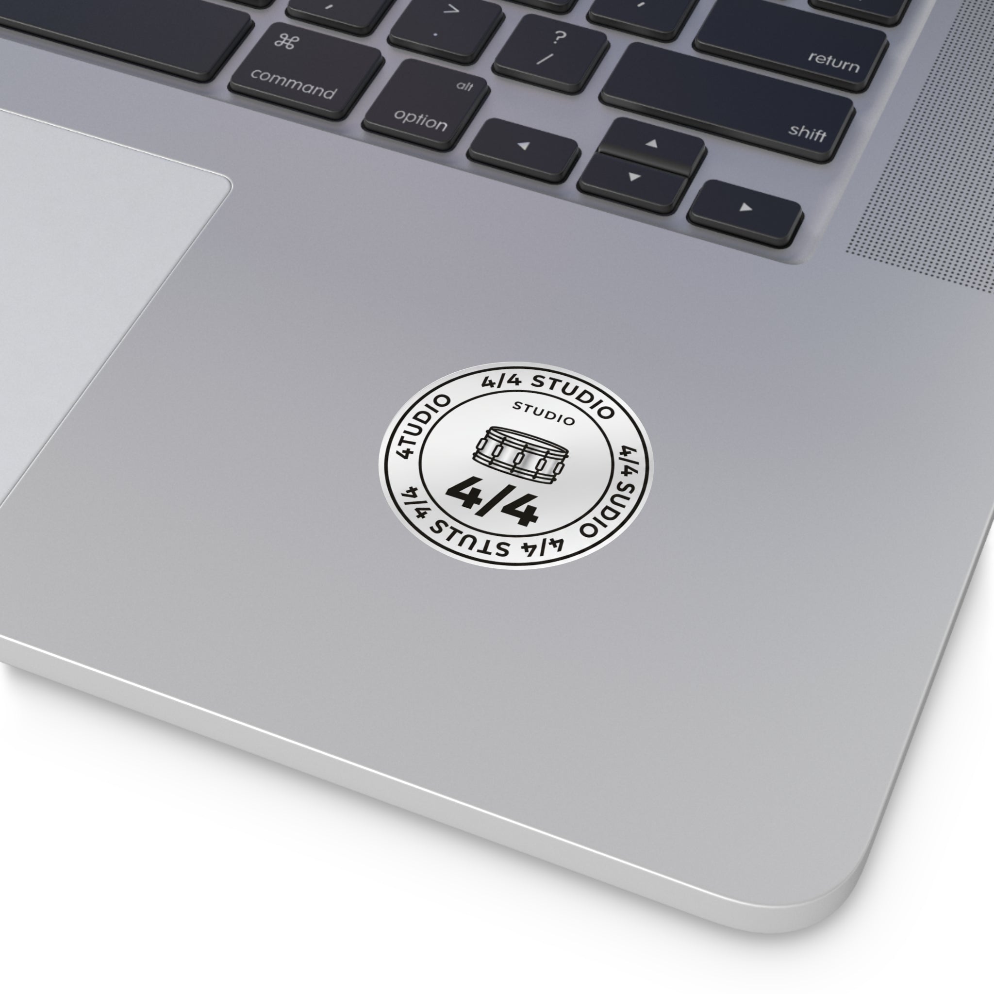 4/4 Studio Round  Sticker